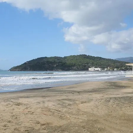 Apartamento Seaside Near The *